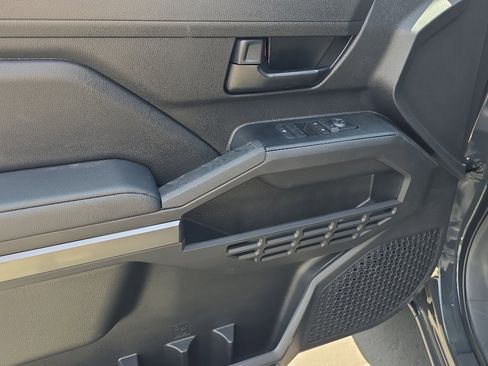 New 2025 Toyota Tacoma SR5 image 11