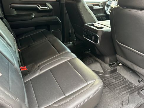 Certified 2023 GMC Sierra 1500 SLT w/ SLT Premium Package image 18