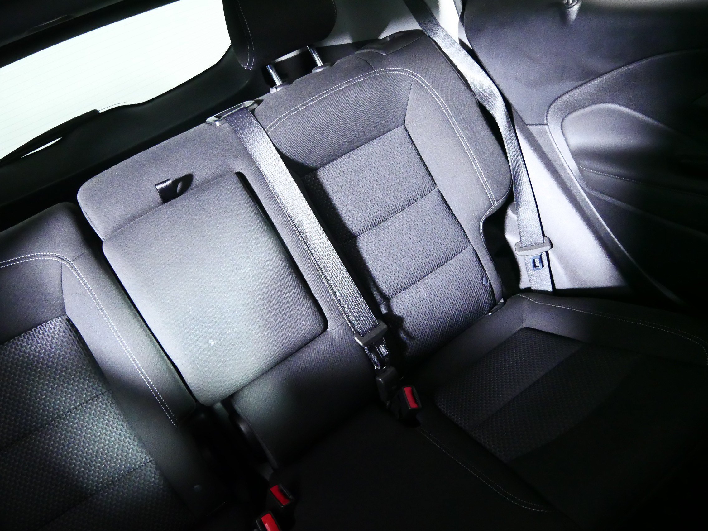 Used 2023 GMC Terrain SLE w/ Driver Convenience Package AWD/4WD image 14