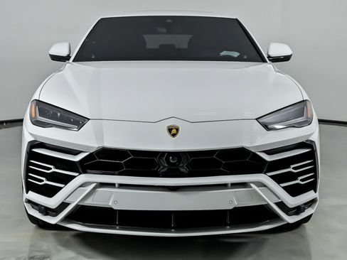 Used 2020 Lamborghini Urus image 5