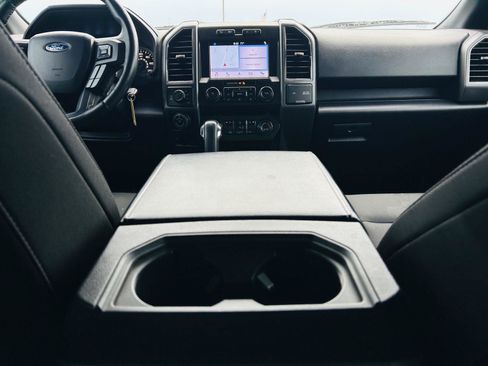 Used 2019 Ford F150 XLT w/ Equipment Group 302A Luxury AWD/4WD image 22