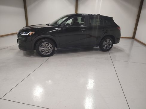 New 2027 Honda HR-V LX image 4