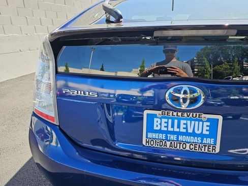 Used 2010 Toyota Prius Five FWD image 15