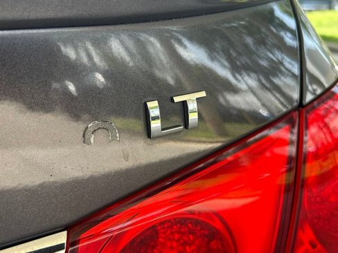Used 2016 Chevrolet Cruze LT w/ Sun, Sound and Sport Package FWD image 20