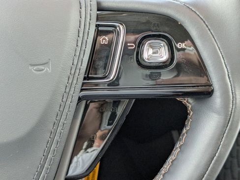 New 2025 Lincoln Aviator 2WD w/ Equipment Group 101A image 31