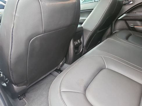 Used 2021 Chevrolet Colorado ZR2 image 19