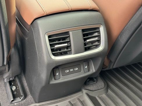 Used 2025 Acura RDX SH-AWD w/ Advance Package image 16