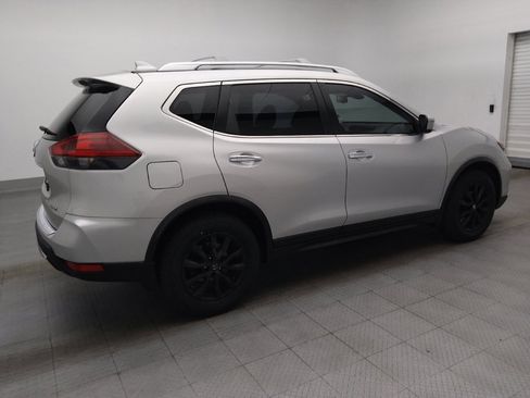 Used 2019 Nissan Rogue S w/ Special Edition Package FWD image 10