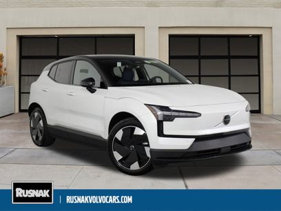 New 2025 Volvo EX30 Plus w/ Protection Package Premier