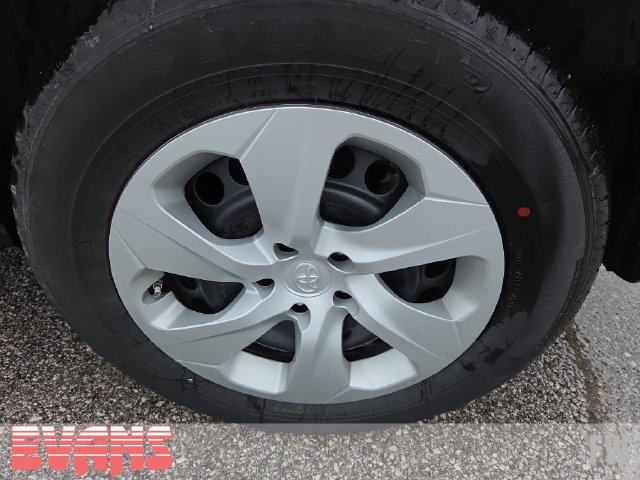 Certified 2025 Toyota RAV4 LE AWD/4WD image 18