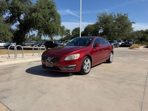 Used 2016 Volvo S60 T5 Premier w/ Convenience Package FWD image 2