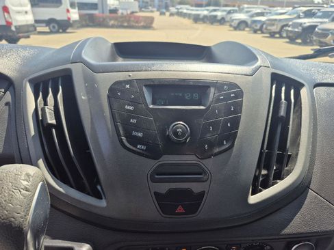 Used 2019 Ford Transit 350 XL image 14