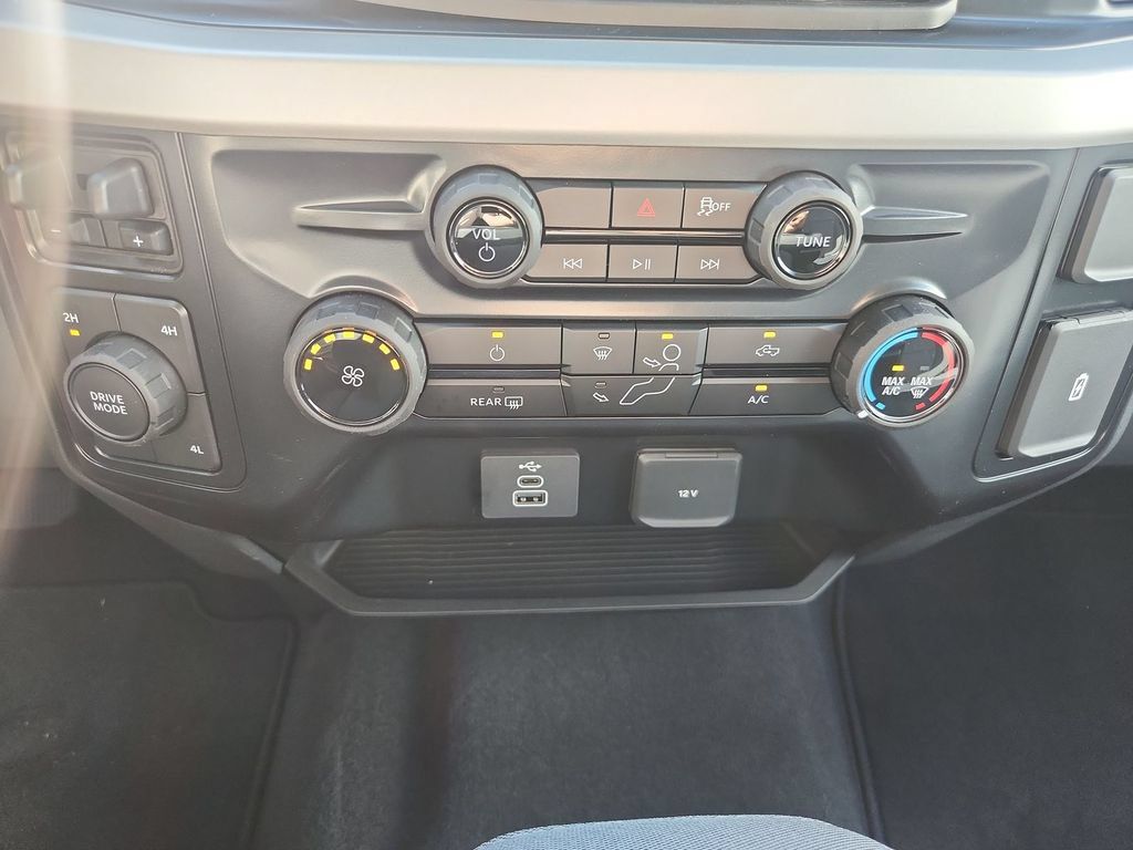 New 2027 Ford F350 XL w/ STX Appearance Package AWD/4WD image 22