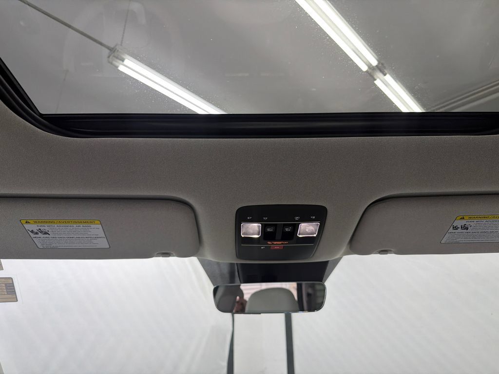 Certified 2026 Hyundai Palisade Limited FWD image 24