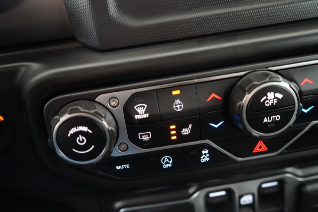 Used 2021 Jeep Wrangler Unlimited Sport AWD/4WD image 26