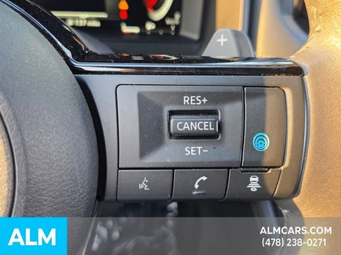 Used 2021 Nissan Rogue Platinum image 25