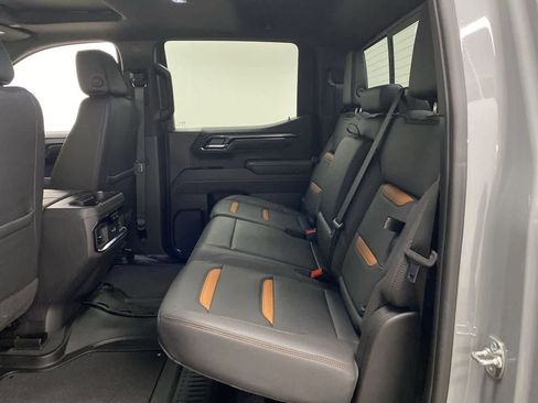 Used 2025 GMC Sierra 1500 AT4 w/ AT4 Premium Package image 16