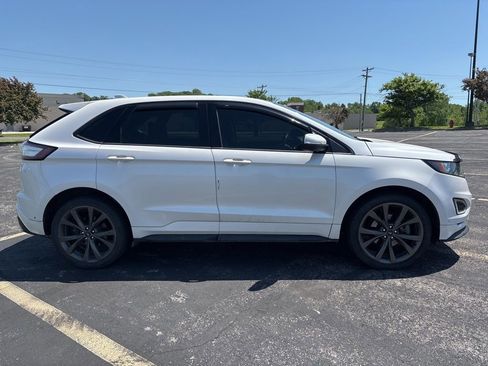 Used 2018 Ford Edge Sport w/ Equipment Group 401A AWD/4WD image 4
