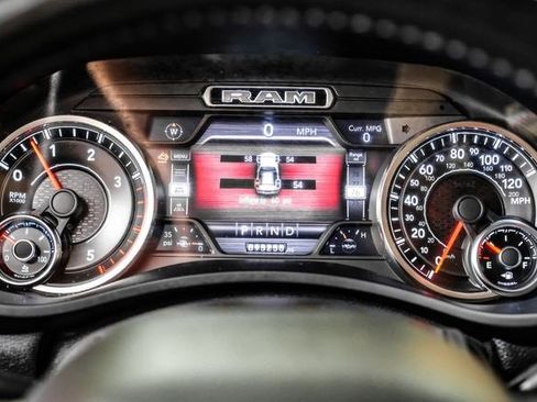 Used 2019 RAM 2500 Laramie image 15