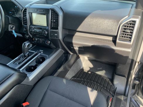 Used 2018 Ford F150 XLT w/ Equipment Group 302A Luxury image 30