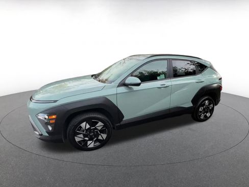 Used 2025 Hyundai Kona SEL image 8