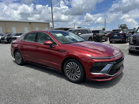 New 2026 Hyundai Sonata SEL FWD image 1