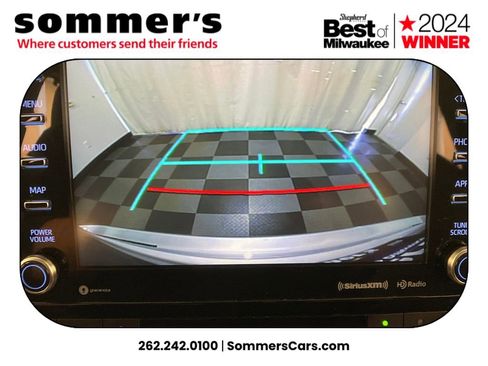 Used 2021 Toyota Highlander XLE image 16