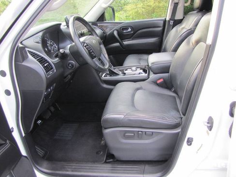 Used 2023 INFINITI QX80 Luxe w/ Cargo Package AWD/4WD image 12