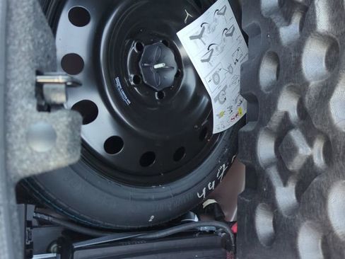 Used 2022 Dodge Challenger GT w/ Driver Convenience Group image 39