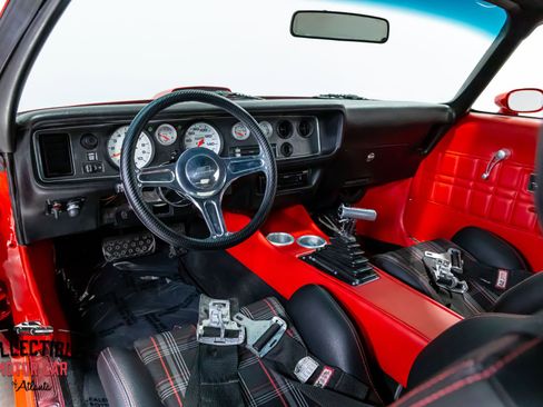 Used 2013 Chevrolet Camaro SS w/ SS Performance Package image 3