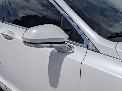 Used 2017 Lincoln MKZ Premiere FWD image 11