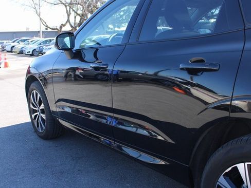 Used 2025 Volvo XC60 B5 Plus image 46