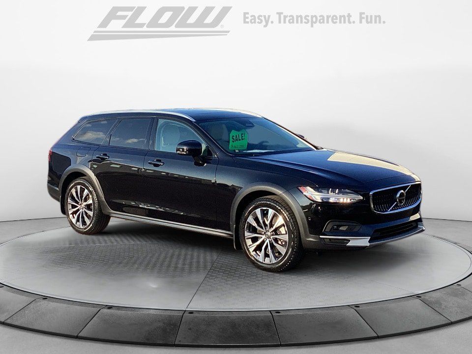 Certified 2023 Volvo V90 B6 Cross Country Plus AWD/4WD image 1