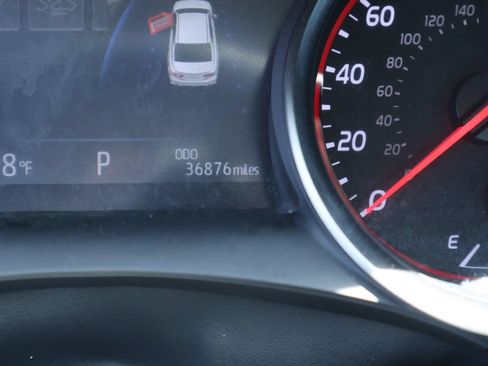 Used 2024 Toyota Camry XSE FWD image 27