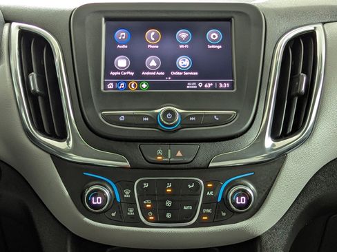 Used 2024 Chevrolet Equinox LT image 17