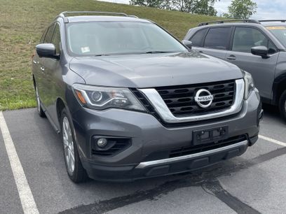 Used 2018 Nissan Pathfinder SL w/ SL Premium Package