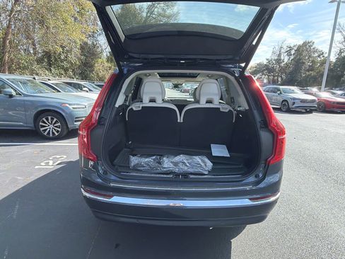 Certified 2023 Volvo XC90 B5 Plus w/ Protection Package Premier image 23