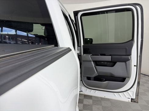 Used 2021 Ford F150 XLT w/ Equipment Group 301A Mid image 27