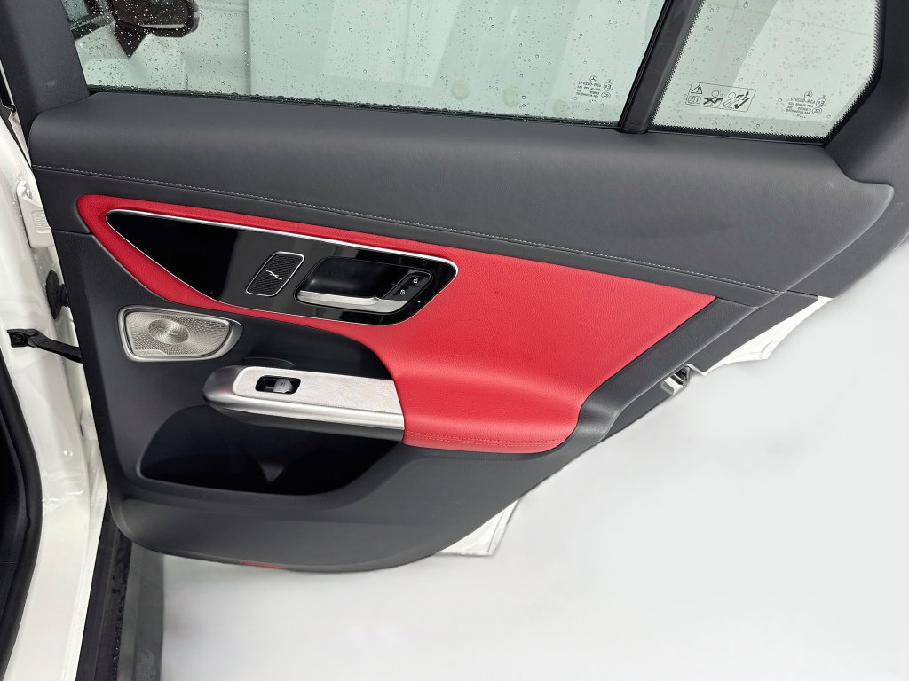 Certified 2023 Mercedes-Benz GLC 300 image 26