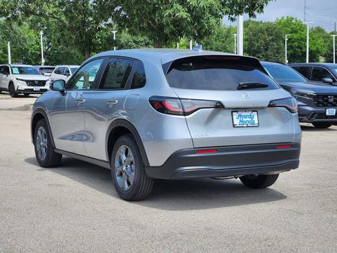 New 2027 Honda HR-V LX image 3