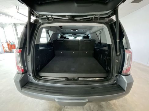 Used 2018 GMC Yukon XL SLT w/ Open Road Package image 25