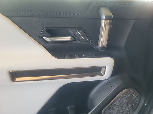 New 2025 GMC Hummer EV 3X w/ Battery Pack, 24 Module Pack image 16