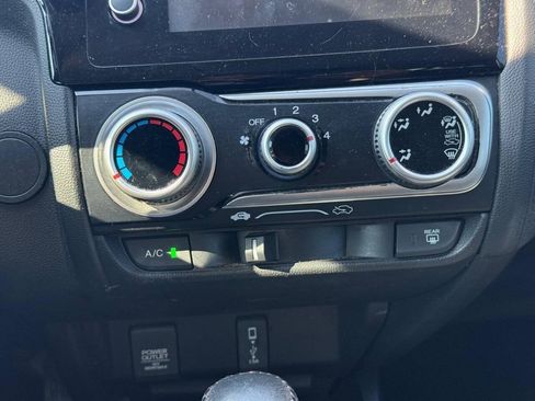 Used 2018 Honda Fit Sport image 30