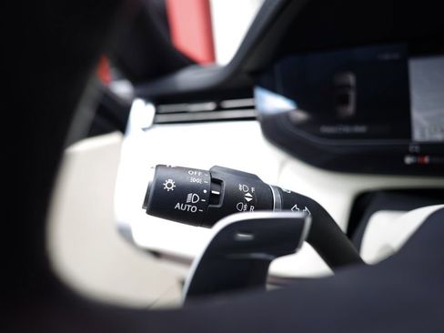 Used 2023 Land Rover Range Rover SE image 14