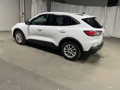 Used 2022 Ford Escape SE w/ Convenience Package image 5