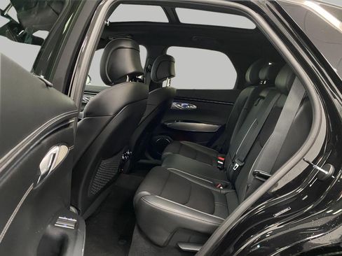 Used 2024 Genesis GV70 2.5T w/ Sport Prestige Package image 35