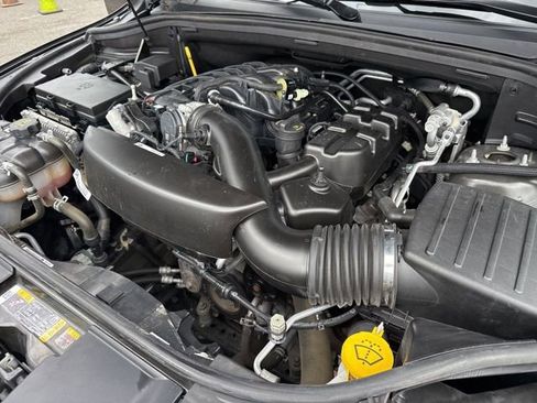 Used 2023 Dodge Durango GT image 30