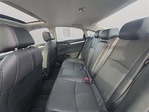Used 2017 Honda Civic Touring image 12