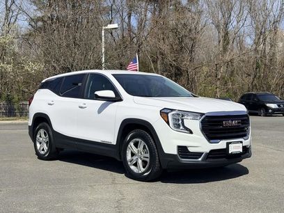 Used 2024 GMC Terrain SLE