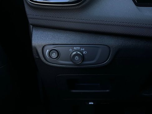 Used 2025 Chevrolet TrailBlazer LT image 17